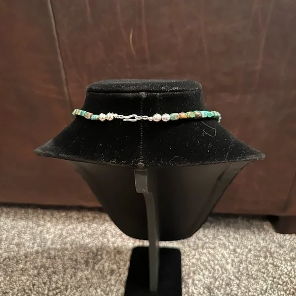 Hand Crafted “One of a Kind” Turquoise Pendant & Sterling Silver Necklace - Picture 4 of 4